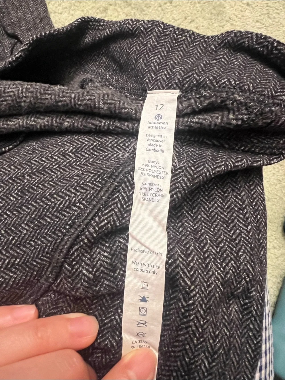 lululemon athletica Think Fast Long-Sleeve Heathered Pullover Dress in Dark Gray